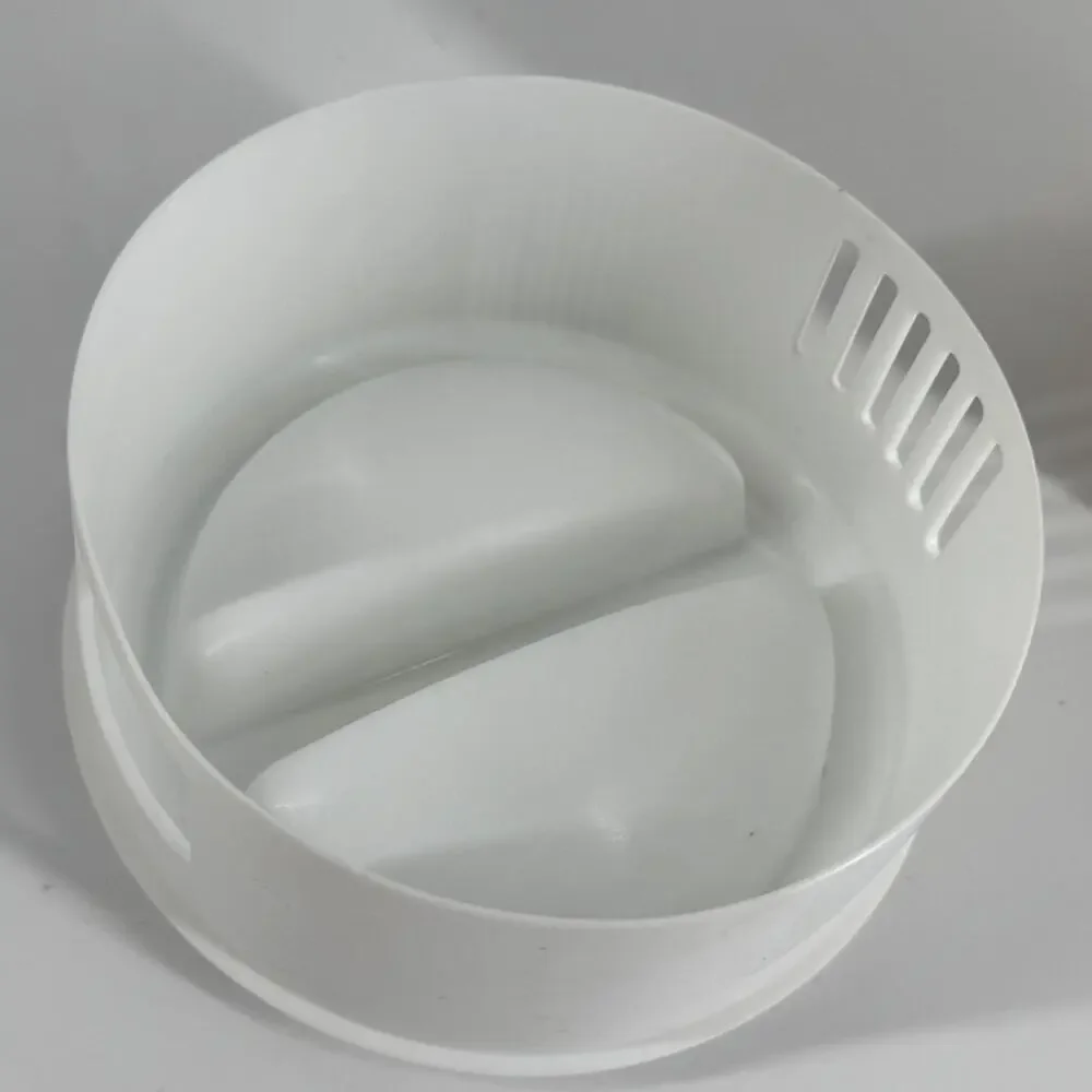 RUBBERMAID 2 1/4 qts Almond Beverage Pitcher #2129 & White Ice Guard Lid